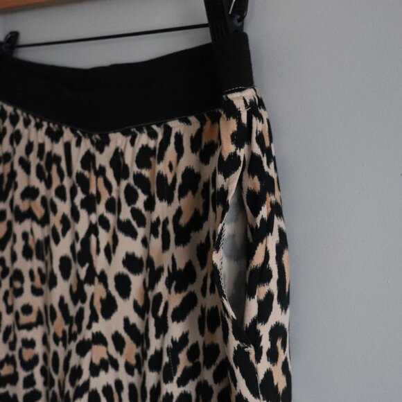 Kate Spade Leopard Print Black Medium 2-Piece Henley Jogger Pj Lounge Set - Picture 12 of 15